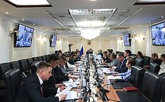 В Совете Федерации обсудили пути решения проблемы дефицита кадров
