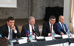 Вопросы сбалансированности региональных бюджетов обсудили сенаторы на выездном заседании профильного Комитета СФ в Суздале