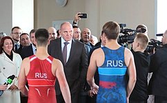 А. Карелин открыл в Бийске центр греко-римской борьбы