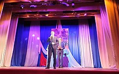 С. Леонов выступил с напутствием перед смоленскими призывниками