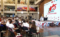 Valentina Matvienko meets with participants in the Train of Memory educational and cultural project