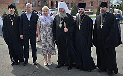 О. Бас посетила Свято-Владимирский кафедральный собор ЛНР