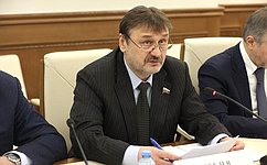 В. Лебедев провел совещание по реализации комплекса мер в области безопасного обращения с пестицидами