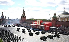 Председатель Совета Федерации В. Матвиенко присутствовала на военном параде в ознаменование 80-й годовщины Великой Победы