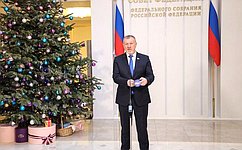 С. Горняков принял участие в новогодней акции «Ёлка желаний»