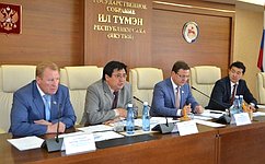 Д. Азаров и А. Акимов посетили Якутию