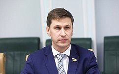 И. Новиков: Активное долголетие граждан старшего поколения и реализация их личностного потенциала – одни из ключевых направлений нашей работы