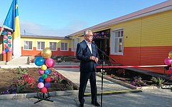 Б. Жамсуев принял участие в открытии школы и детского сада после капитального ремонта в Агинском Бурятском округе