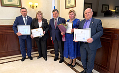 С. Перминов вручил сенатские награды землякам-Ленинградцам