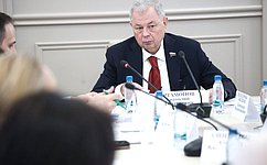 А. Артамонов: Законодатели работают над обеспечением сбалансированности региональных бюджетов