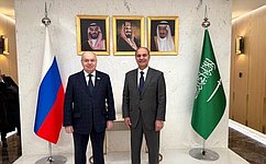 Сенатор РФ И. Умаханов провел встречу с Послом Саудовской Аравии в России С. Альсадхани