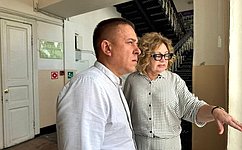 А. Гибатдинов проверил ход ремонта школ в Ульяновске