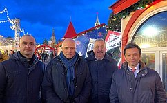 М. Кавджарадзе поздравил юных хоккеистов Липецкой области на Красной площади