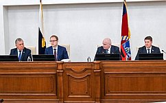 Сенаторы РФ отметили положительный опыт работы органов публичной власти Алтайского края с институтами гражданского общества