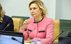 И. Святенко: Наш Комитет поддержал законы о дополнительных трудовых гарантиях гражданам, участвующим в спецоперации