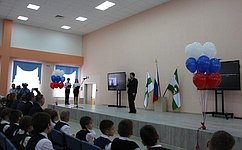 Е. Перминова приняла участие в открытии новой школы в Курганской области