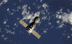 О. Пантелеев: Космонавты доставили на Землю фотографии России из иллюминатора МКС на флэш-карте с логотипом Совета Федерации