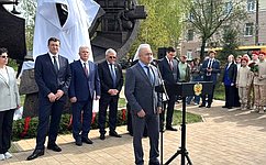 А. Вайнберг принял участие в открытии в Нижнем Новгороде памятника кораблестроителю Николаю Жаркову