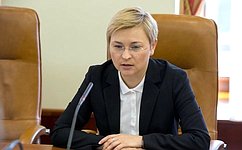 Поправки в закон о коллекторах упростят взаимодействие операторов связи с должниками — Л. Бокова