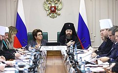 Защиту нравственных и духовных ценностей в цифровую эпоху обсудили на круглом столе в СФ