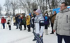 Ю. Вепринцева вручила награды победителям турнира по мини-футболу в Кимовске Тульской области