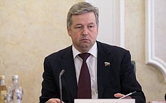 А. Савенков: Бизнес вправе рассчитывать на решительные меры государства в борьбе с коррупцией
