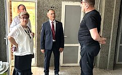И. Мурог проинспектировал капремонт школы имени Головнина в Рязани