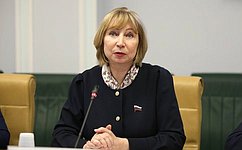 Р. Галушина провела «круглый стол», посвященный актуализации Основ государственной культурной политики