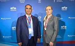 М. Ахмадов и Е. Ламонова приняли участие в XIII Международном спортивном форуме «Россия — спортивная держава»