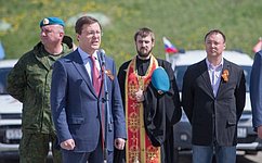 Д. Азаров приветствовал участников автопробега «Самара — Москва — Минск – Брест»