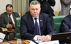 О. Кувшинников: Сенаторы приступили к проработке поручения Президента России по повышению оплаты труда лесничих