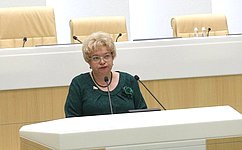 О. Хлякина задала вопрос Министру труда и социальной защиты А. Котякову в ходе «правительственного час» на заседании СФ