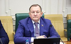 Нефтегазовая отрасль требует опережающей подготовки кадров и синхронизации усилий по локализации оборудования – М. Борщев