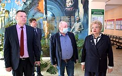 Тербунский район с рабочим визитом посетила сенатор Оксана Хлякина