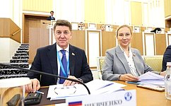 Сенаторы РФ приняли участие в наблюдении за референдумом по новой Конституции Казахстана