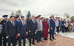 Б. Жамсуев: Потомки защитников Отечества достойно несут знамя Победы