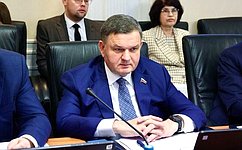 С. Перминов по ВКС принял участие в заседании правительства Ленинградской области