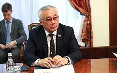 Б. Жамсуев обсудил перспективы развития строительной отрасли Забайкальского края