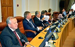 О. Каньков принял участие в сессии Заксобрания Иркутской области и в заседании областного правительства