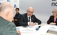 О. Цепкин провел прием граждан в Челябинской области