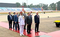 В. Якушев принимает участие в мероприятиях, посвященных 80-летию независимости Вьетнама