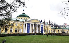 Сенаторы приняли участие в заседаниях Комиссий Совета законодателей