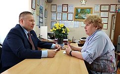 Д. Гусев провел встречу с председателем правления Ненецкой окружной организации Всероссийского общества инвалидов