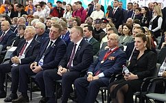 С. Горняков и Н. Семисотов побывали на Дне Волгоградской области в ходе выставки-форума «Россия»