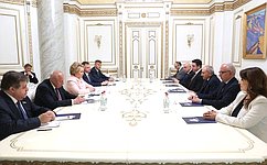 Председатель Совета Федерации В. Матвиенко встретилась с Премьер-министром Республики Армения Н. Пашиняном