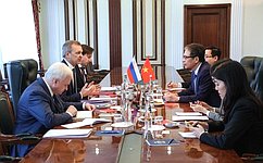 А. Яцкин: Сенаторы продолжают наполнять российско-вьетнамское сотрудничество реальным содержанием
