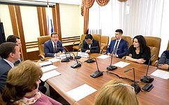 Д. Азаров: При росте доходов муниципальных образований важно повышать эффективность финансового управления и контроля на местах