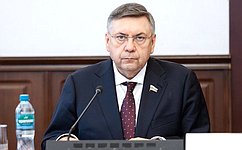 В. Соколов провел совещание по вопросам развития антикоррупционного законодательства