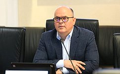А. Дмитриенко провел совещание по вопросу внесения изменений в Федеральный закон «О теплоснабжении»