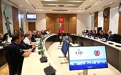 В Волгоградской области сенаторы обсудили вопросы оказания медицинской помощи участникам СВО, а также тему развития спортивной инфраструктуры